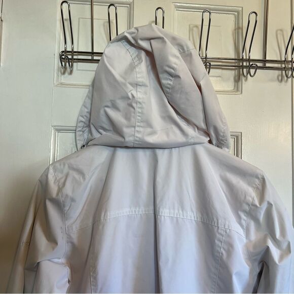 IZOD White and Pink Jacket - Picture 7 of 12